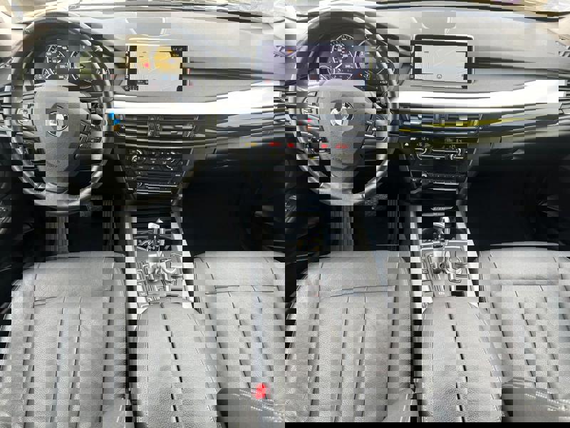 Image BMW 楲⁥㕘⠠ㅆ⤵㈨㄰ⴳ⤾ 2.0 313 40e Lounge Plus xDrive Xénon GPS Radar Bluetooth Sièges cuir élec chauffants Régul Clim auto